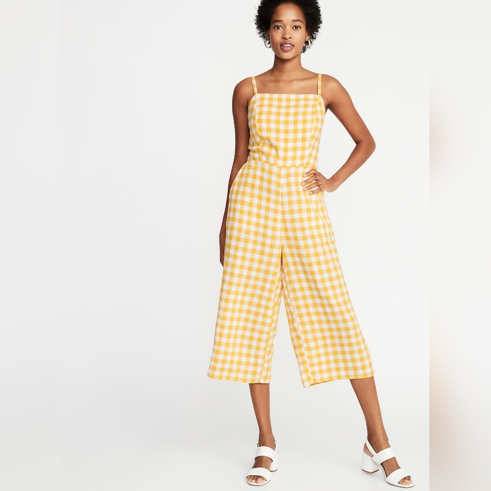 Old Navy Waist-Defined Square-Neck Gingham Cami Jumpsuit for Women Size Medium